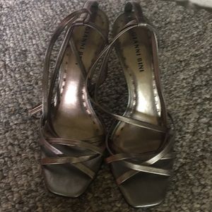 Metallic silver stilettos!!!!!